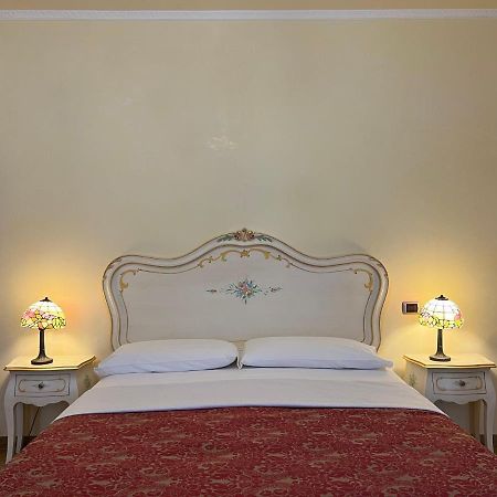 Inn Veneţia Exterior foto