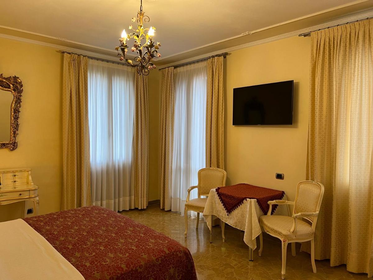 Inn Veneţia Exterior foto