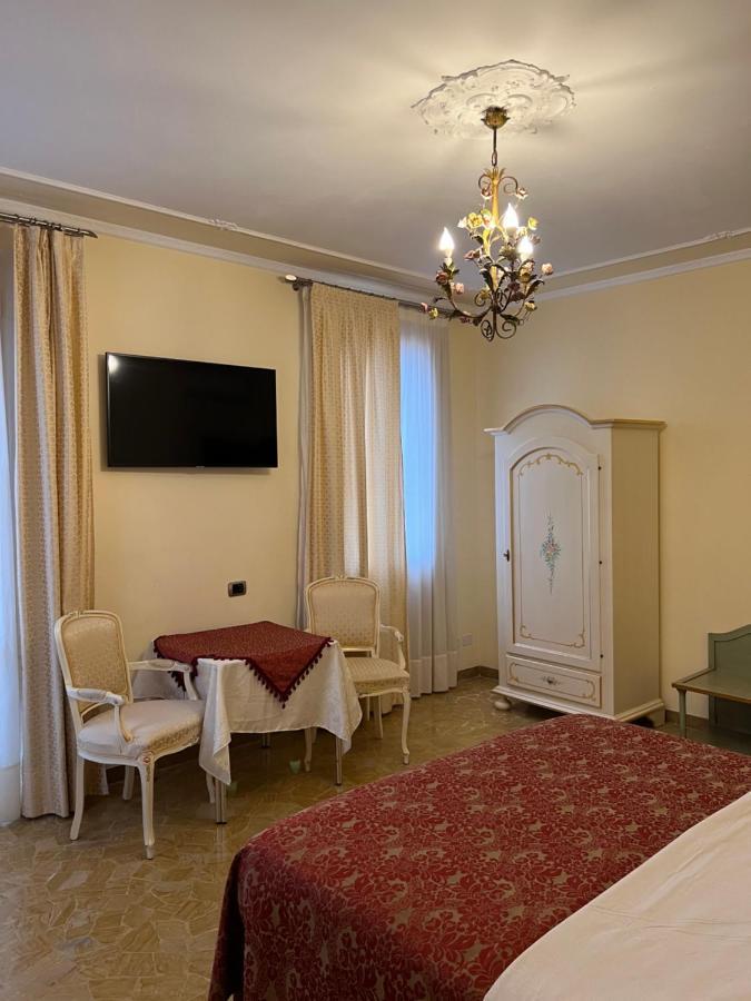 Inn Veneţia Exterior foto